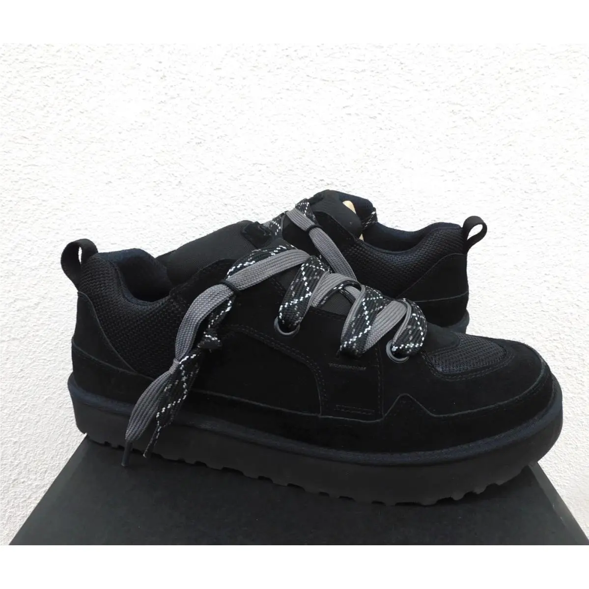 Ugg LO Lowmel Black Suede Double Lace Sneakers Boots Men 12/ Eur 45
