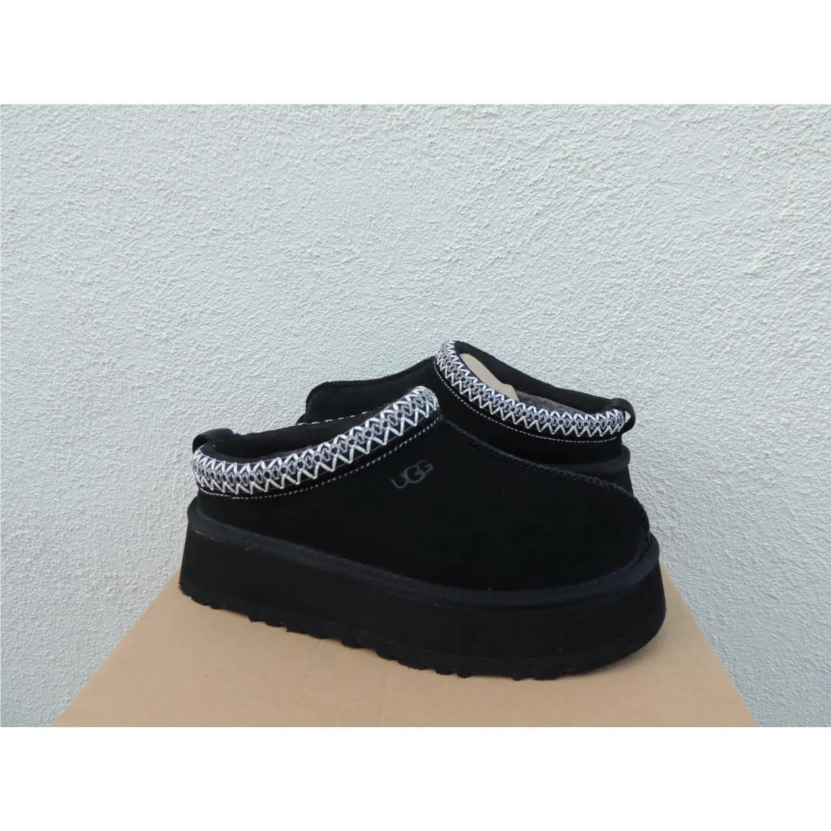 UGG shoes - UGG Tazz - Tazz - Black (UPC: 194715779662) 1