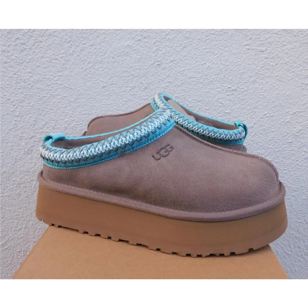 Ugg Tazz II Caribou/ Sapphire Suede/ Wool Platform Slippers Shoes US 7/ 38