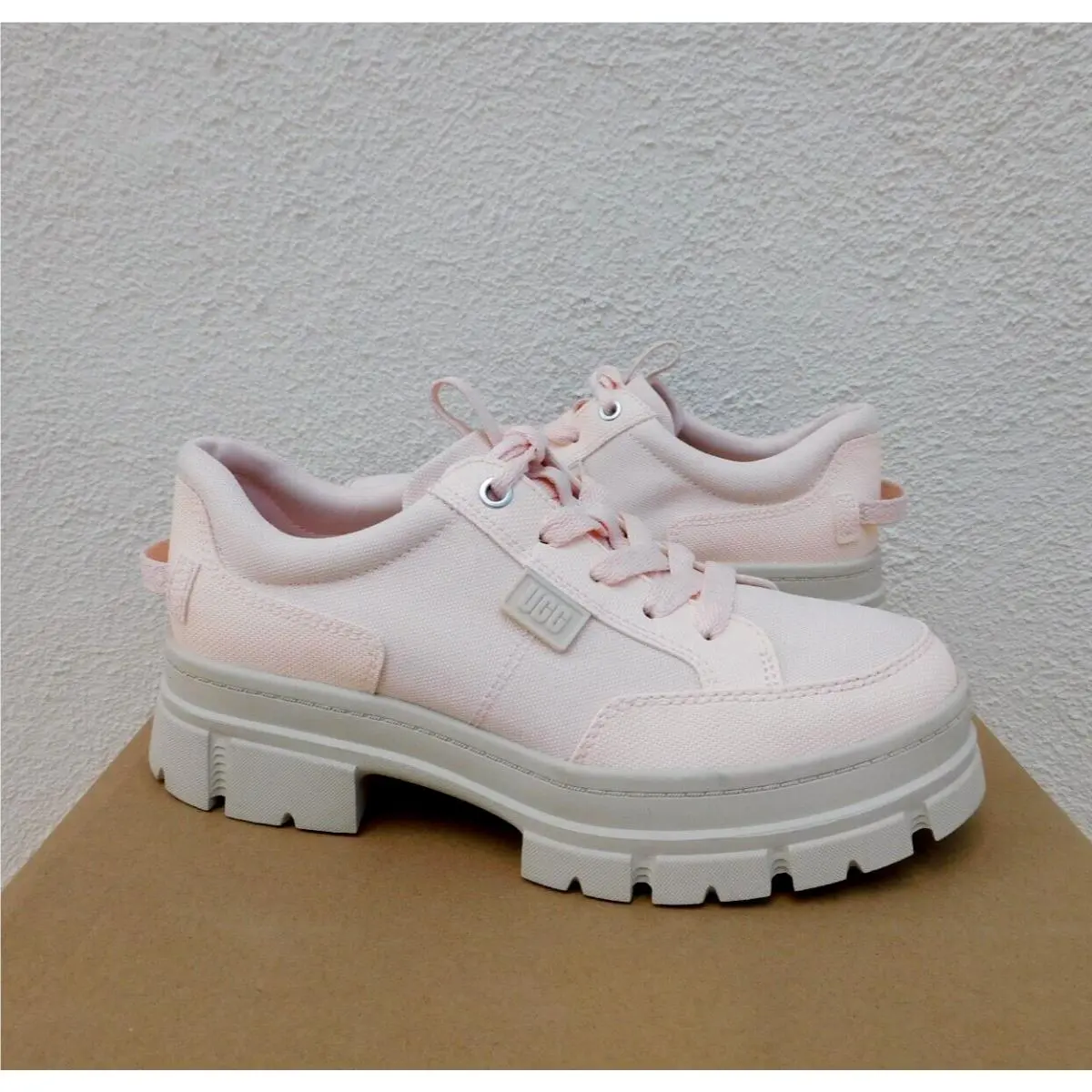 Ugg Ashton Hybrid Rosy Beige Block Platform Shoes Women US 8/ Eur 39