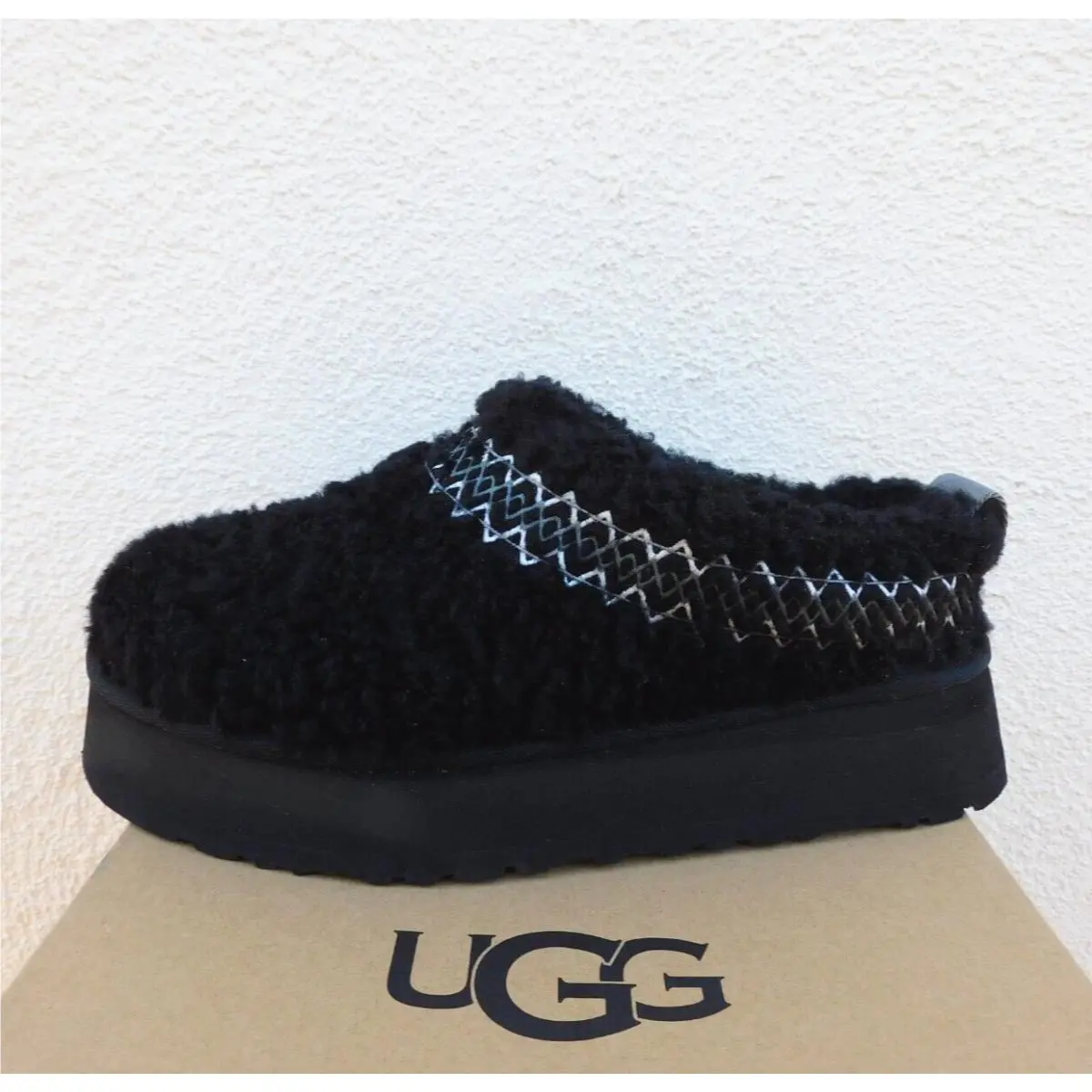 UGG shoes - UGG Tazz UGGbraid - Tazz braid - Black (UPC: 196565774422) 0