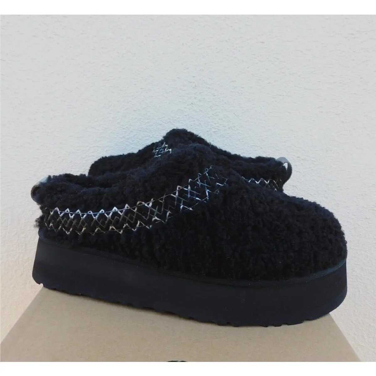 UGG shoes - UGG Tazz UGGbraid - Tazz braid - Black (UPC: 196565774422) 1