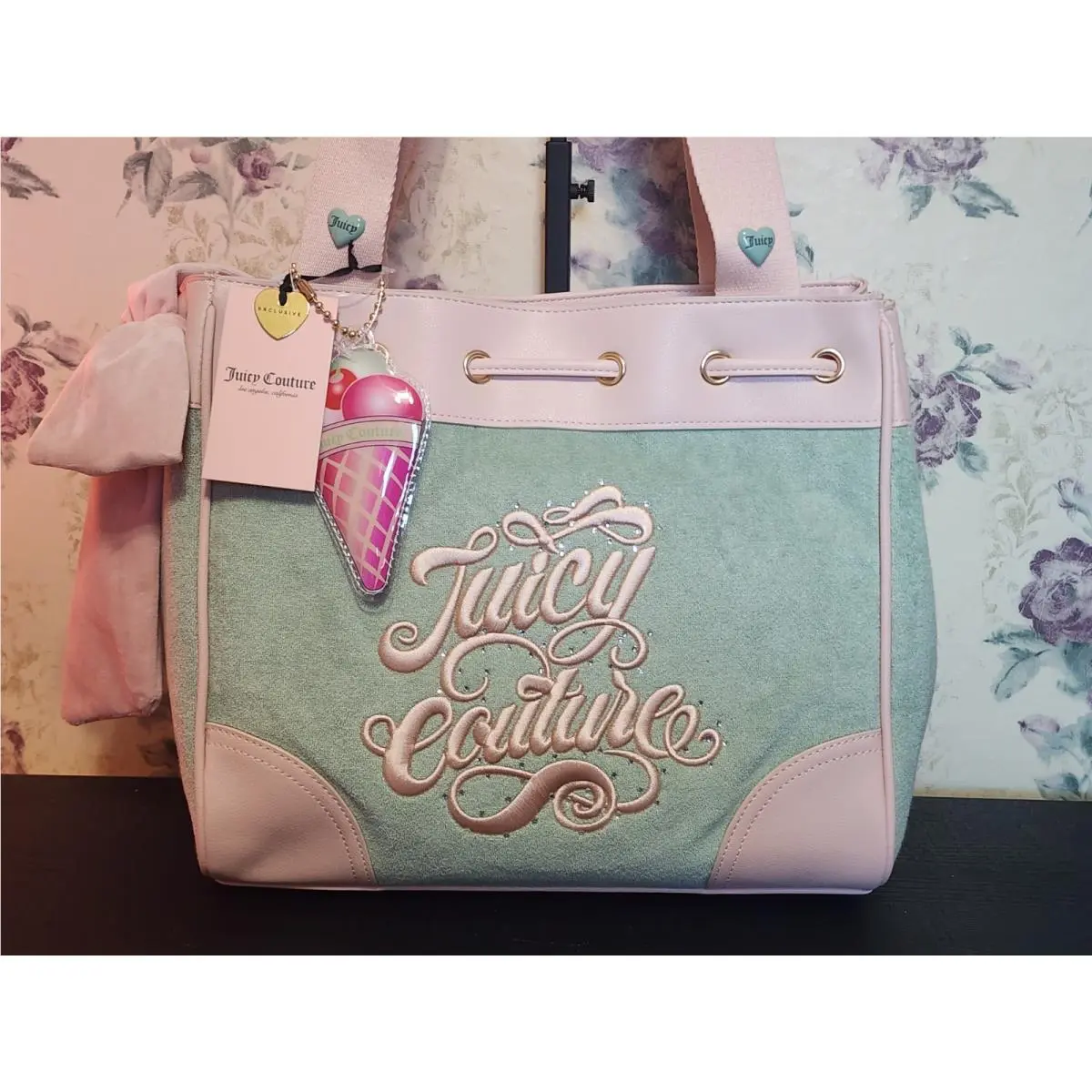 Juicy Couture Juicy Sugar Rush Frosty Green/pink Daydreamer Tote Bag