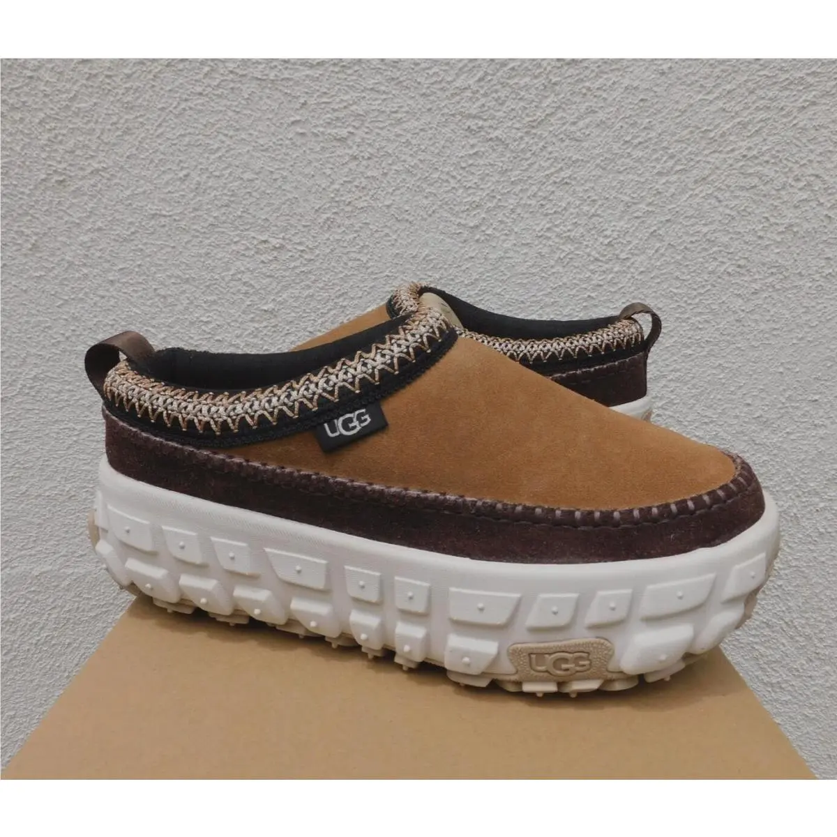 Ugg All Gender Venture Daze Suede Platform Sneaker Shoe Men US 12/ Eur 45.5
