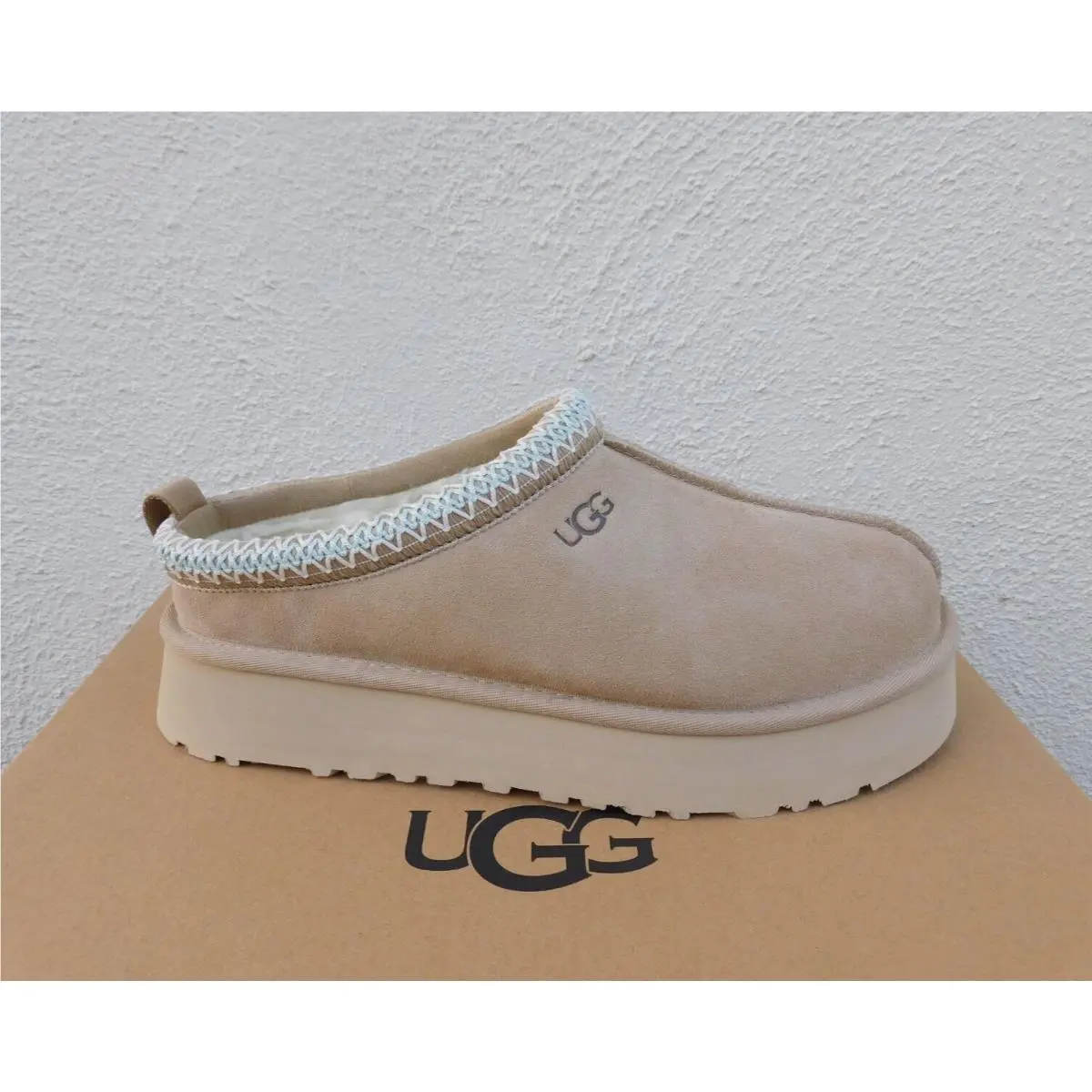 UGG shoes - UGG Tazz - Tazz - Sand (UPC: 197634001418) 0