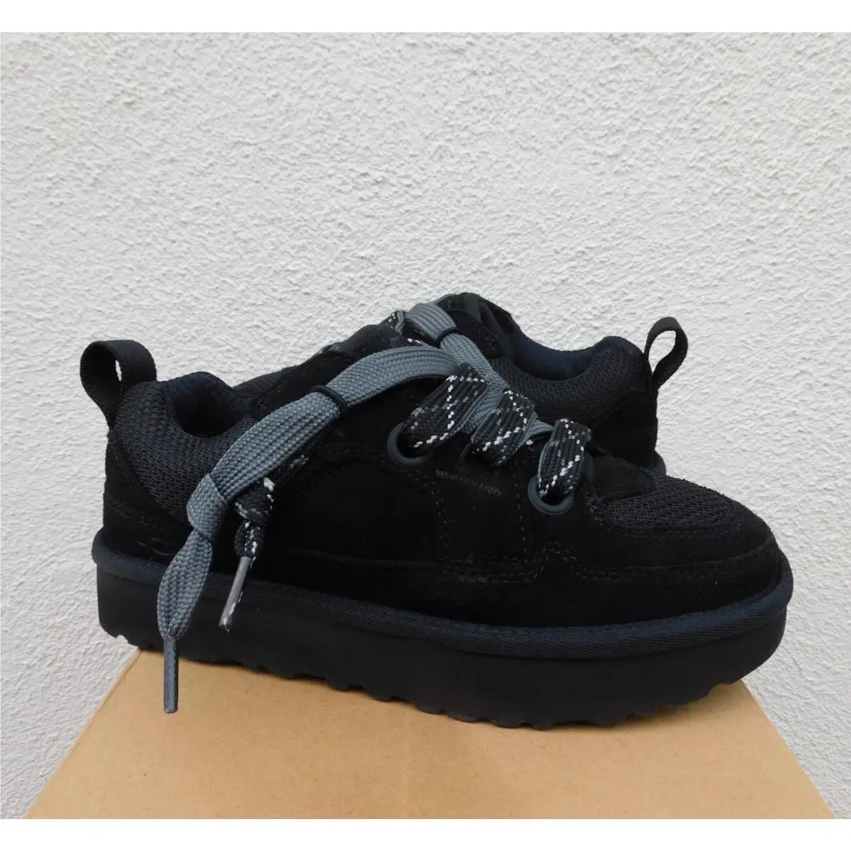 UGG shoes - UGG Lo Lowmel - Lowmel - Black (UPC: 197634810645) 0