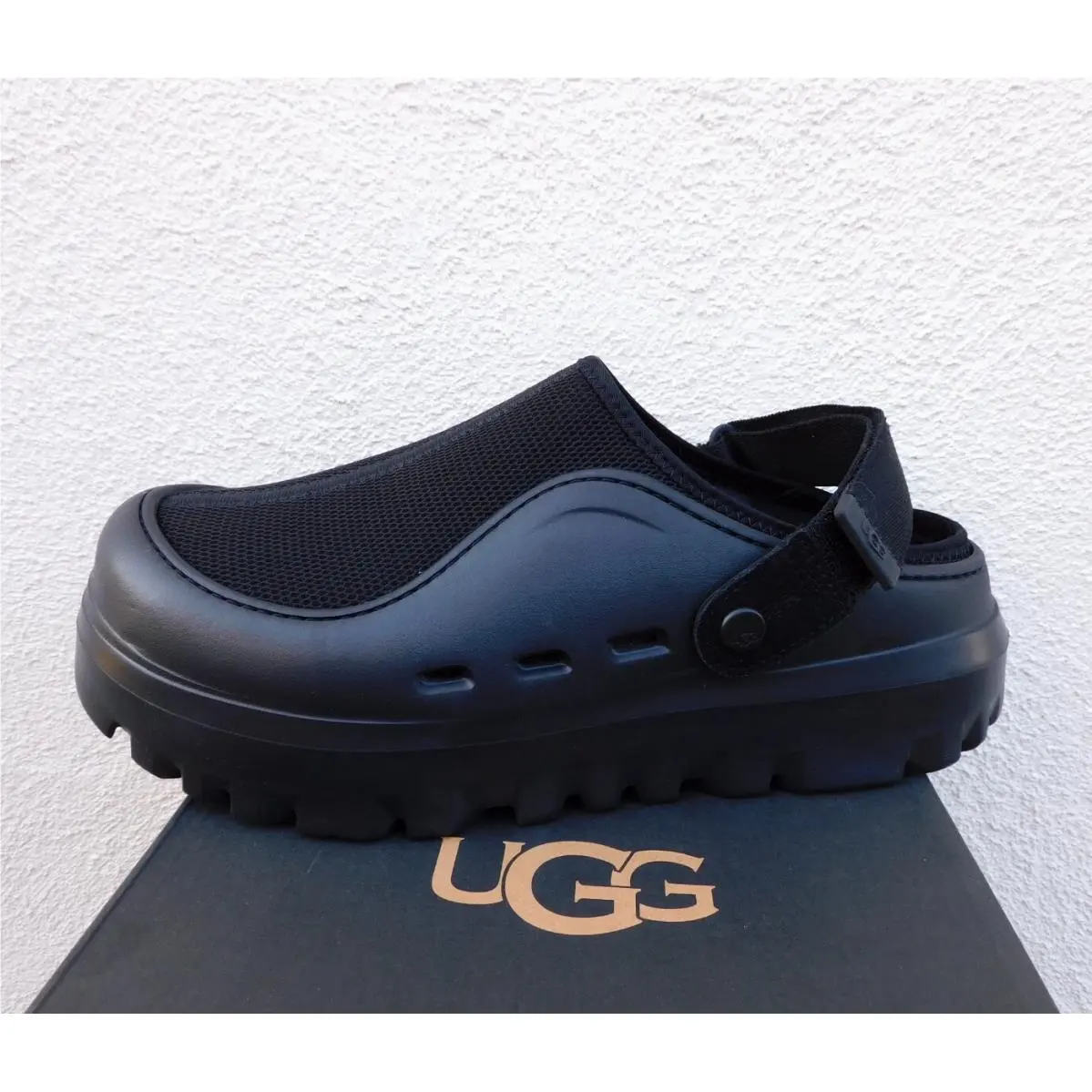 UGG shoes - UGG PeakMod - PeakMod - Black (UPC: 197634794570) 0