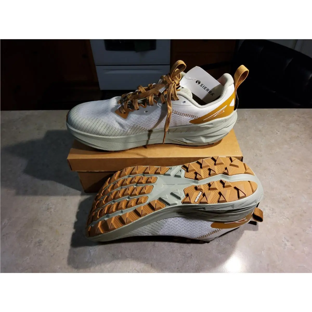 Altra shoes - Altra Experience - Experience - Beige (UPC: 197804646845) 2