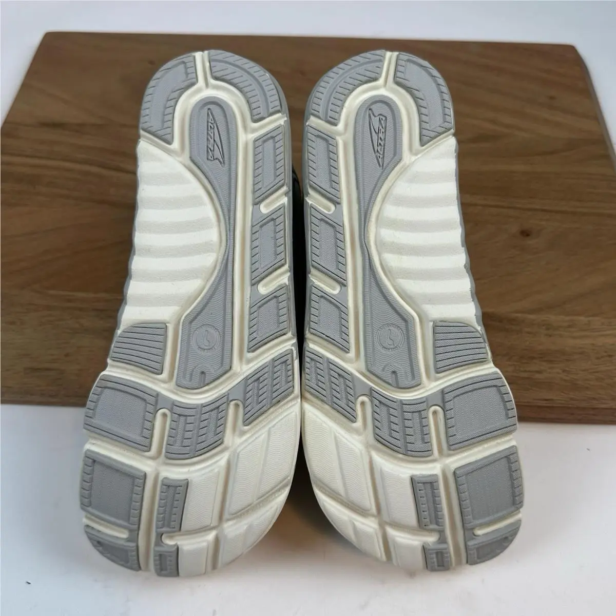 Altra shoes - Altra Torin - Torin - AFW1837F-1-055 - White 5