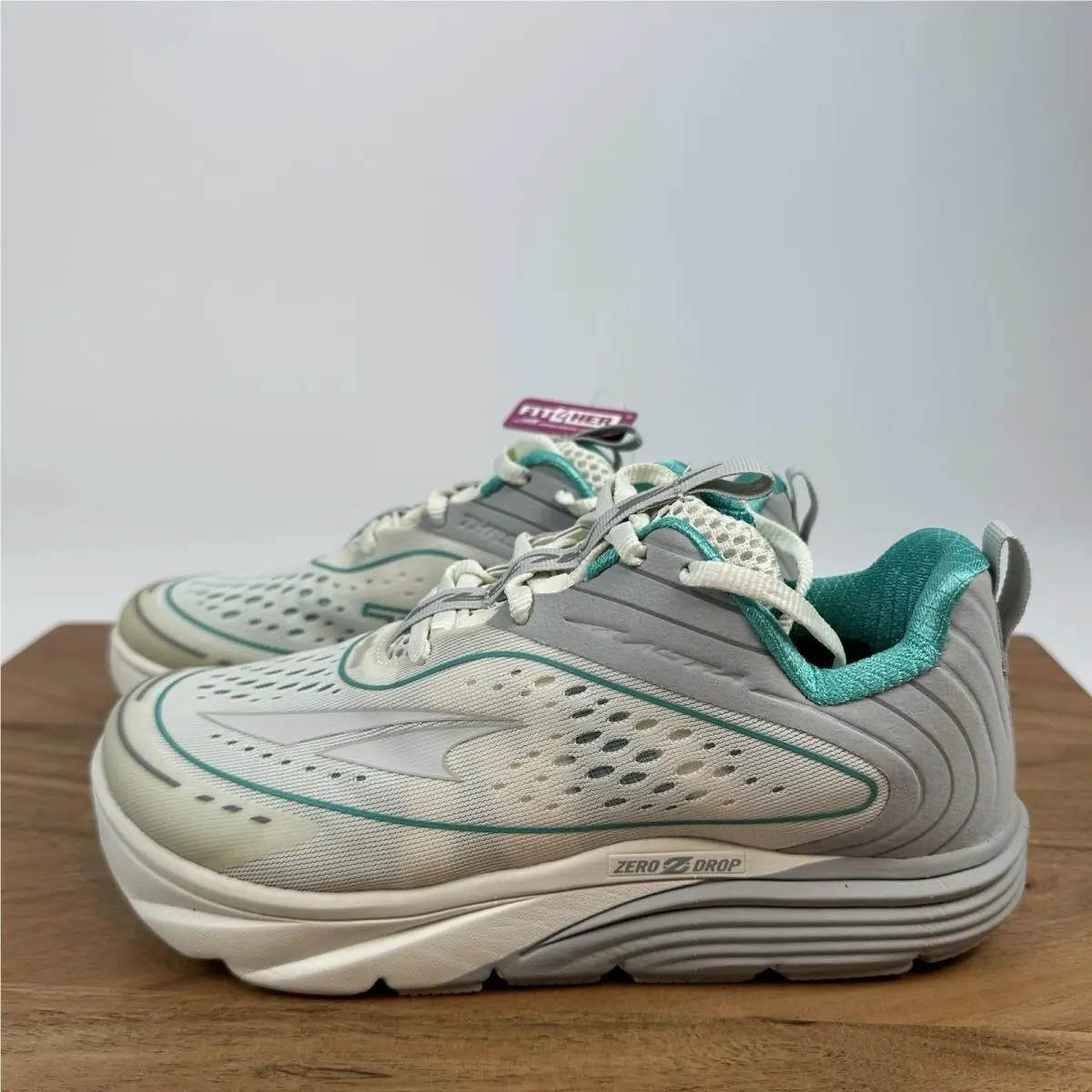 Altra shoes - Altra Torin - Torin - AFW1837F-1-055 - White 0