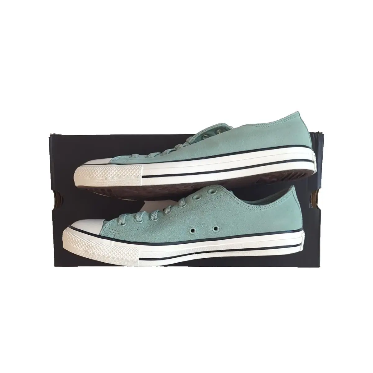 Converse Chuck Taylor All Star Men`s Suede Lace-up Sneakers
