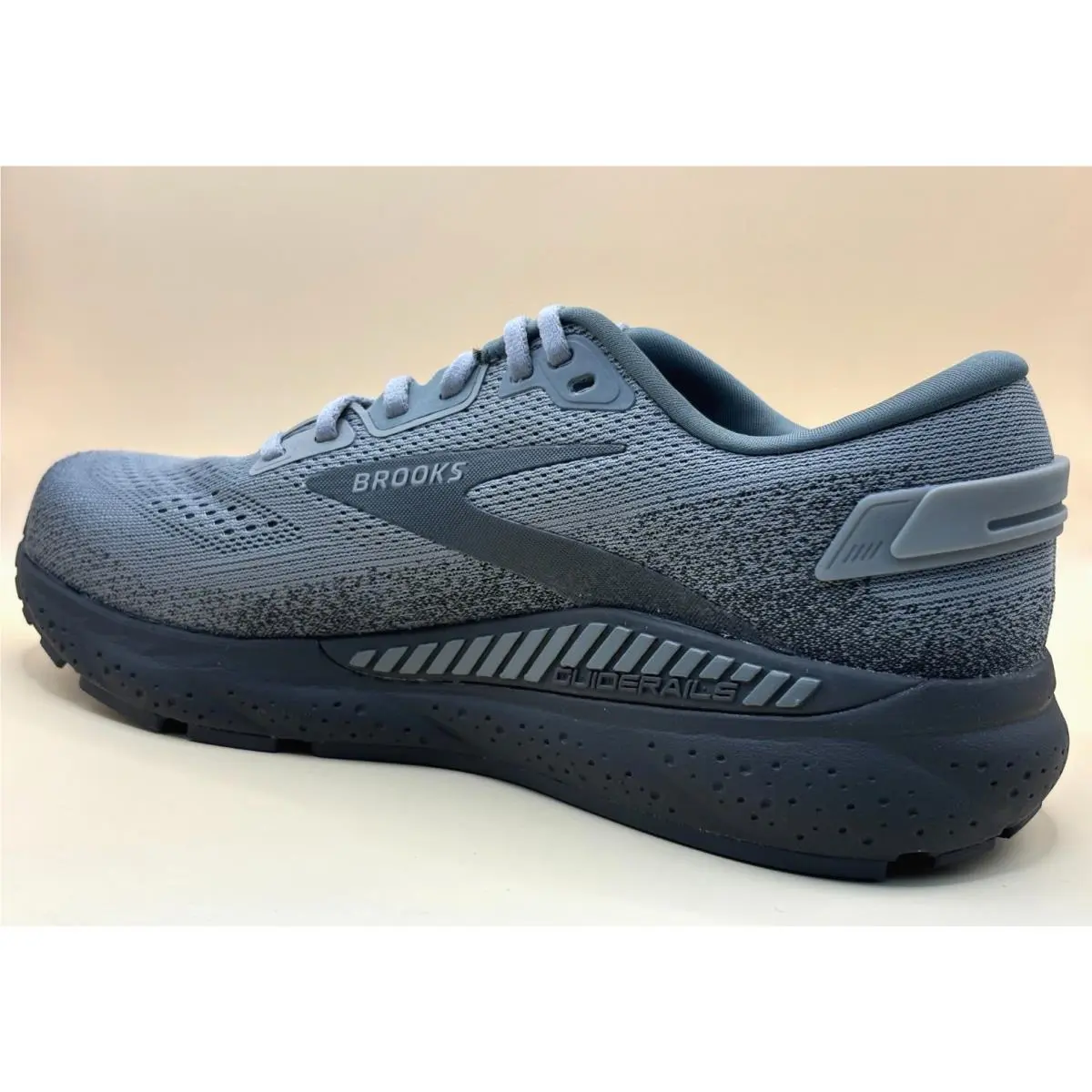 Brooks shoes - Brooks Beast - Beast - 110425 1D 069 - Gray (UPC: 195394496512) 2