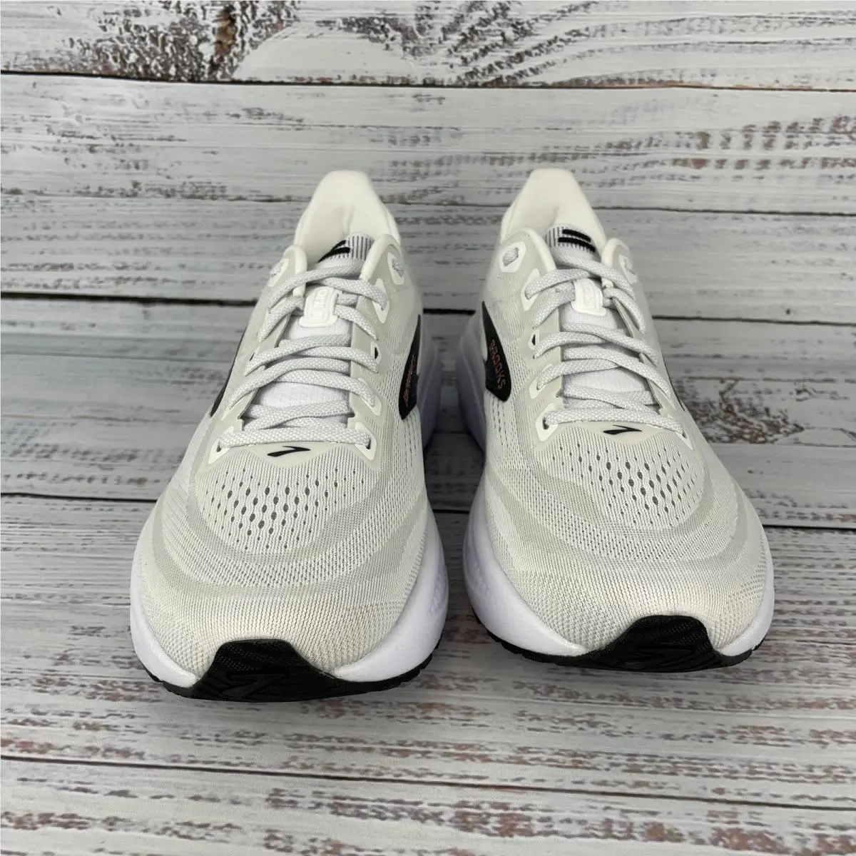 Brooks shoes - Brooks Ghost - Ghost - White (UPC: 195394872705) 1