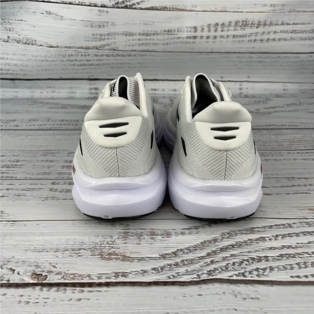 Brooks shoes - Brooks Ghost - Ghost - White (UPC: 195394872545) 4