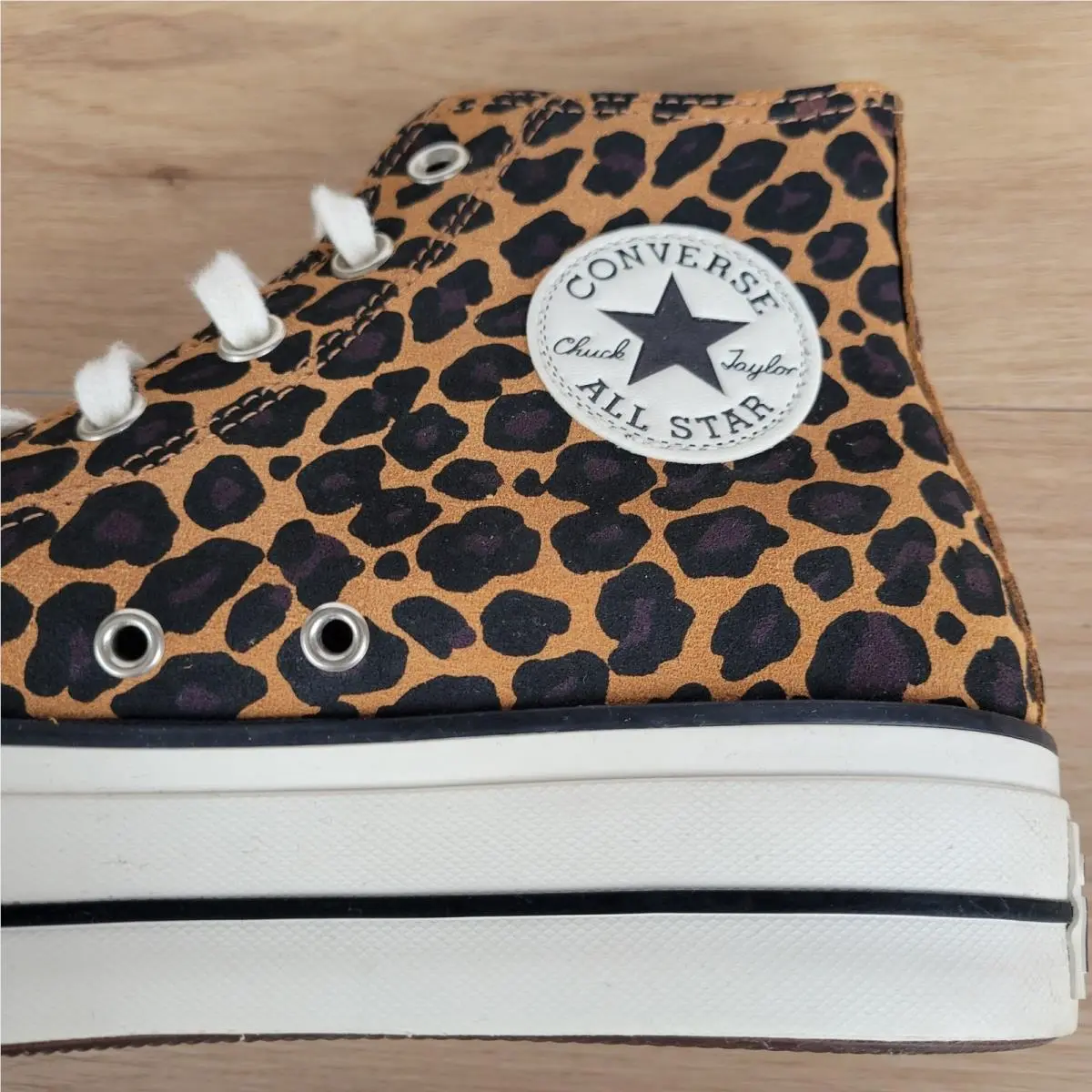 Converse shoes - Converse Chuck Taylor - Chuck Taylor - A17979C - Brown (UPC: 194435844756) 4