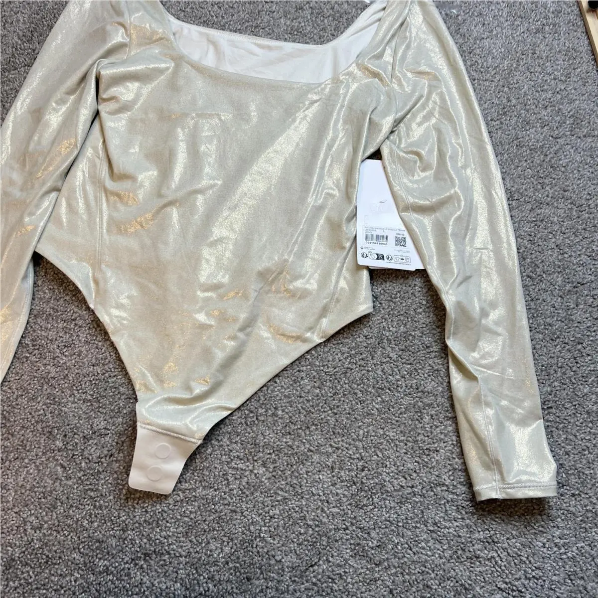 Lululemon clothing - Silver 9