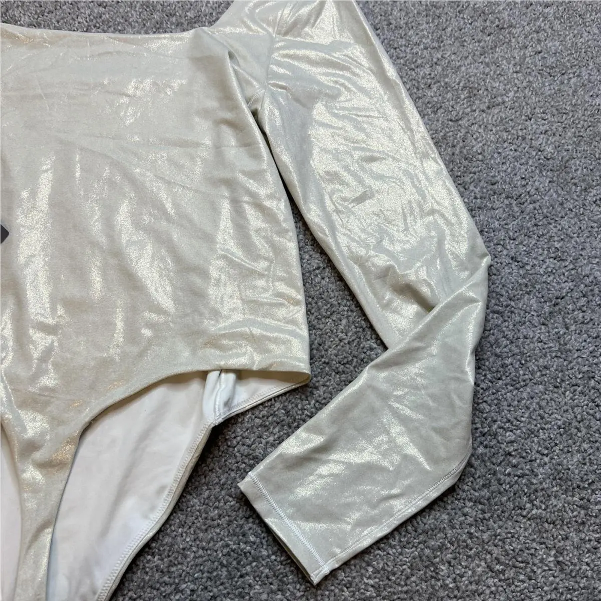 Lululemon clothing - Silver 0