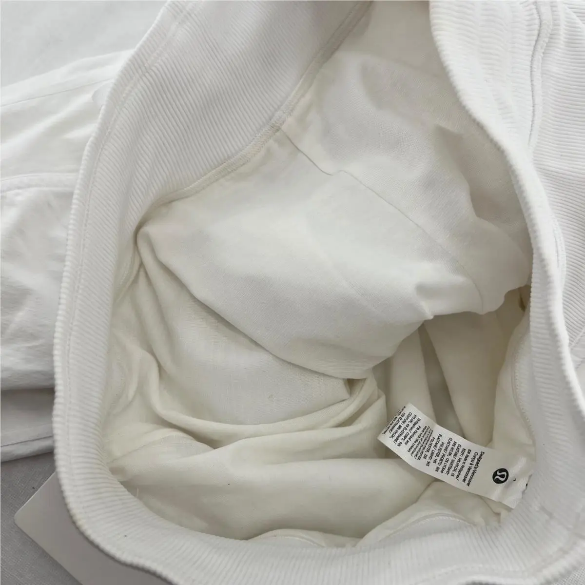 Lululemon clothing - White 7