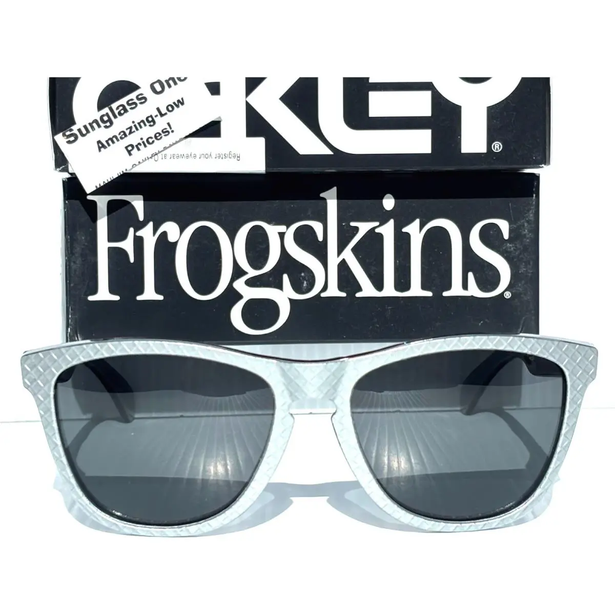 Oakley Frogskins Silver Checkbox Polarized Galaxy Black Sunglass 9245-59