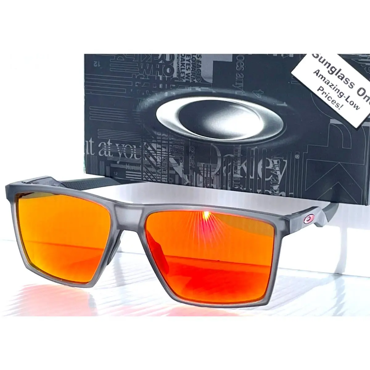 Oakley Futurity Sun Satin Grey Smoke Polarized Prizm Ruby Lens Sunglass 9482-04
