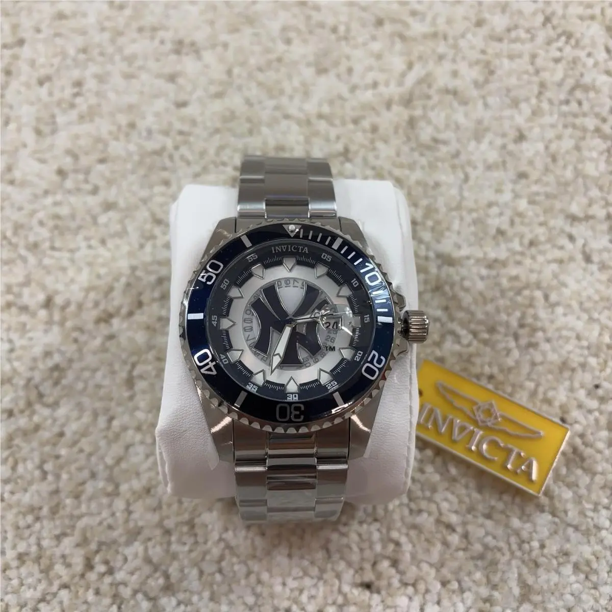 Invicta York Yankees Mens Watch Specialty Edition 47mm 43472 Silver Tone