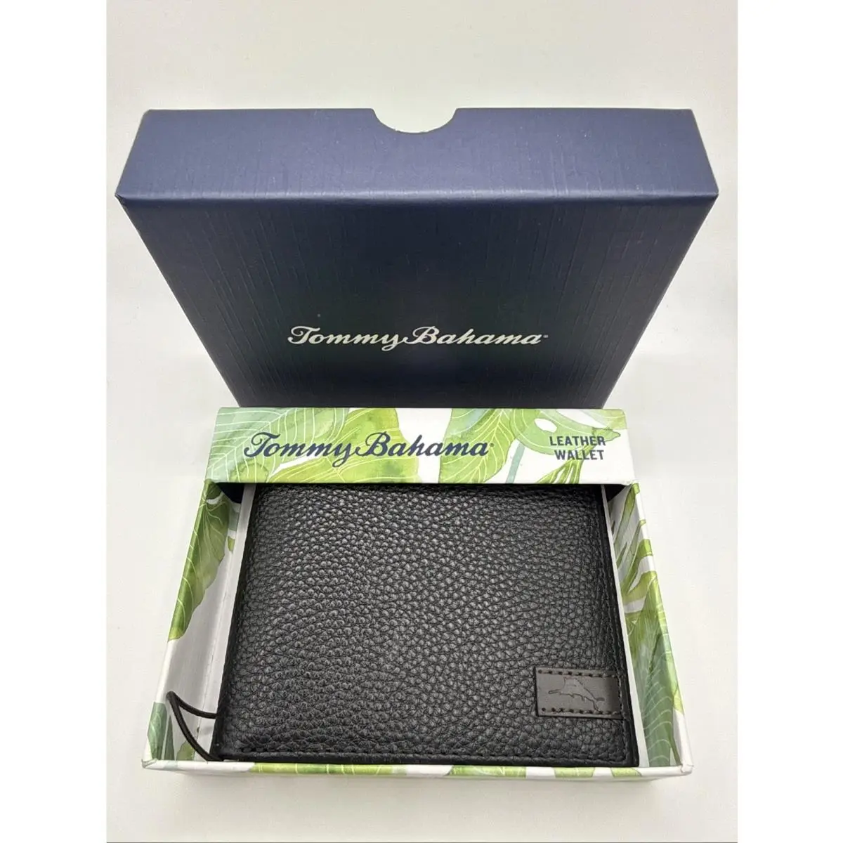 Men`s Tommy Bahama Black Marlin Pebbled Leather Wallet