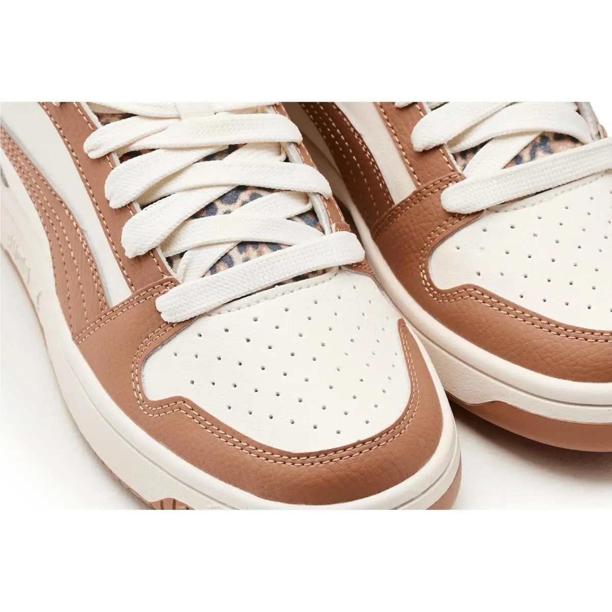 Puma shoes - Puma White/Candy Apple/Puma Gold 18