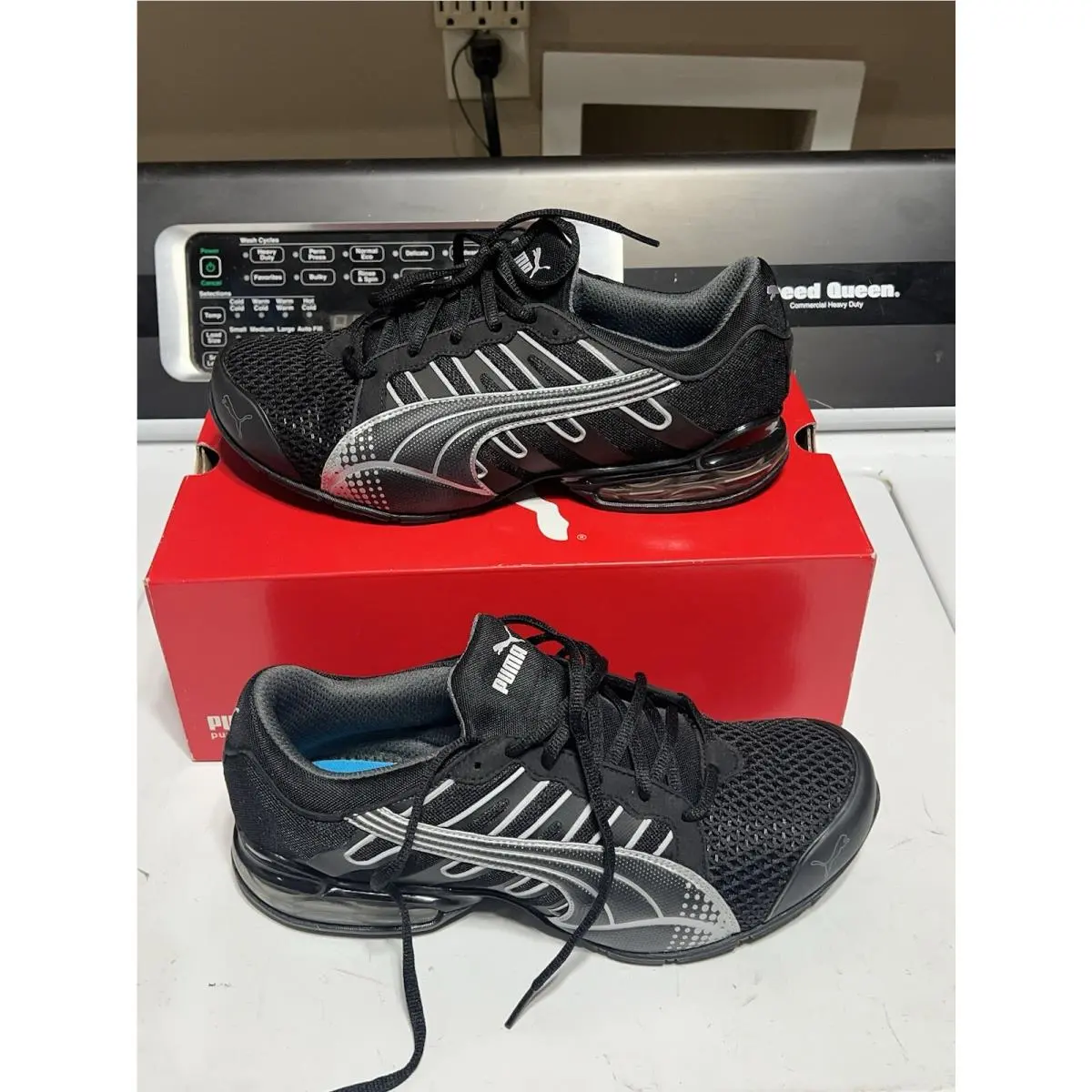 Puma Style 185065 01 Voltaic 3 Black Silver Men’s Size 9