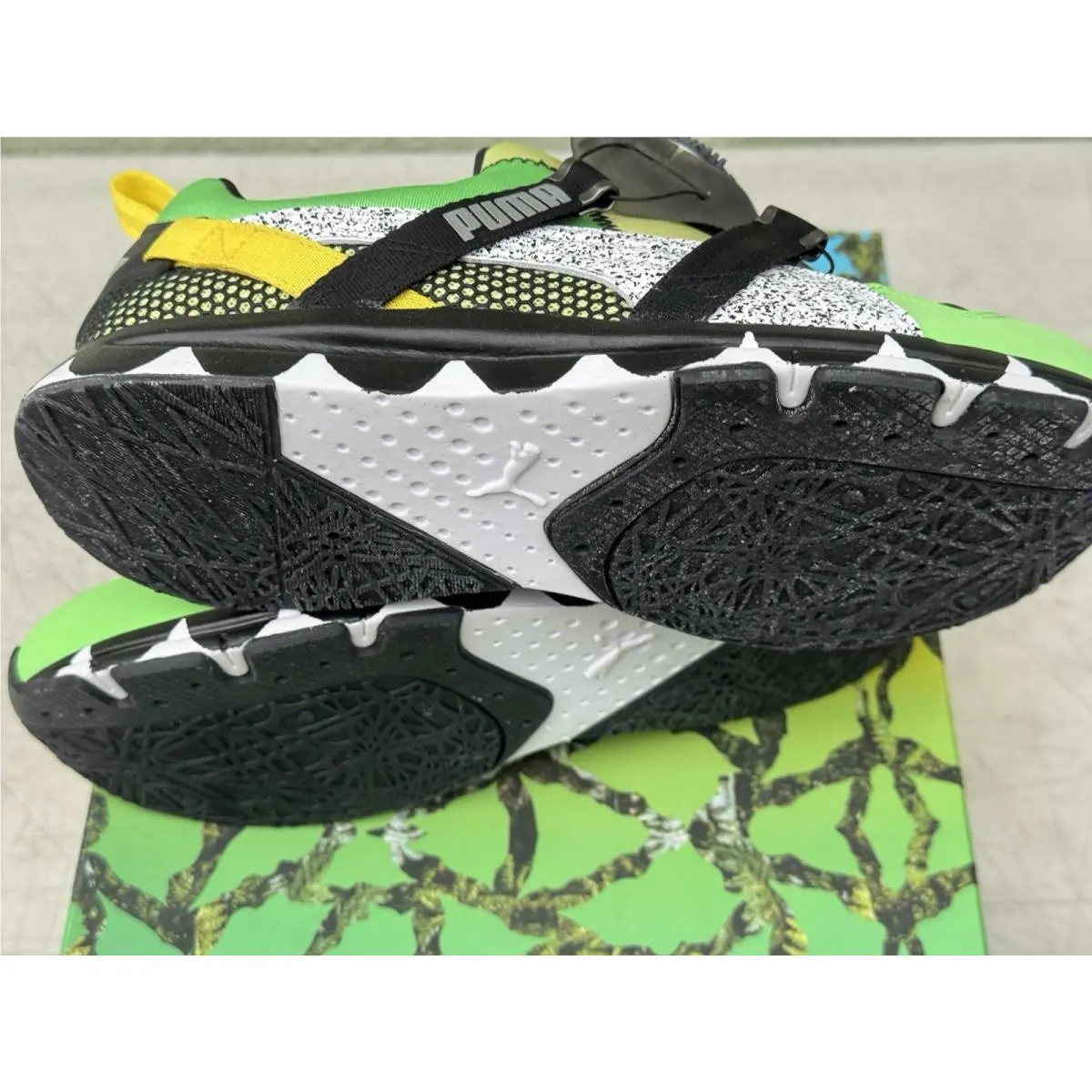 Puma shoes - PUMA x Solange Disc - Solange Disc - 357470-01 - Green 4
