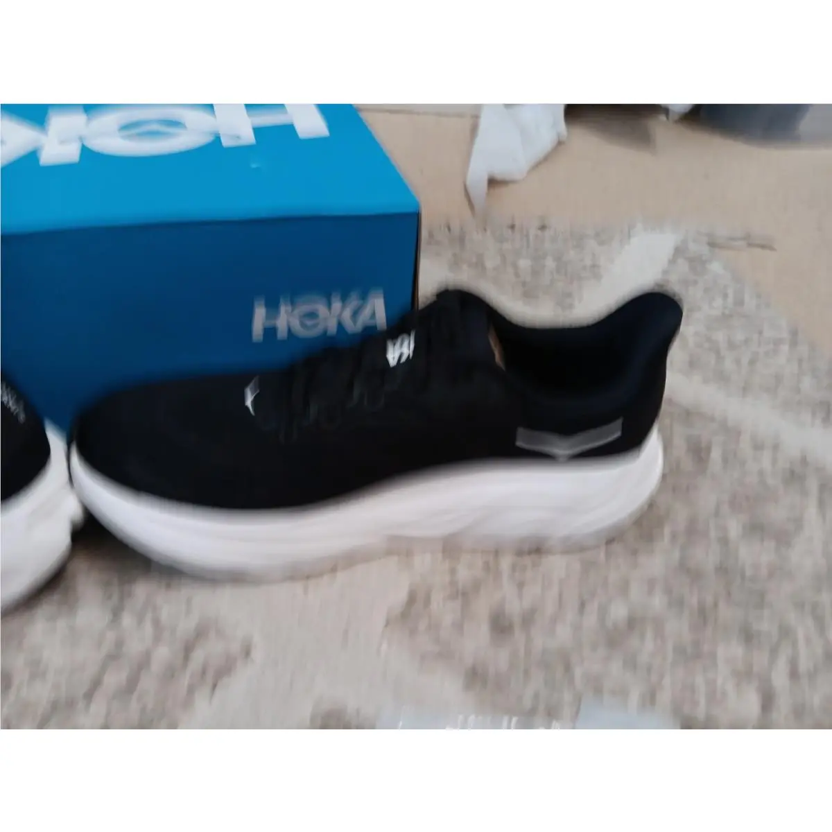 Hoka shoes - Hoka One One Arahi - One One Arahi - 1168691-BWHT - Black 4