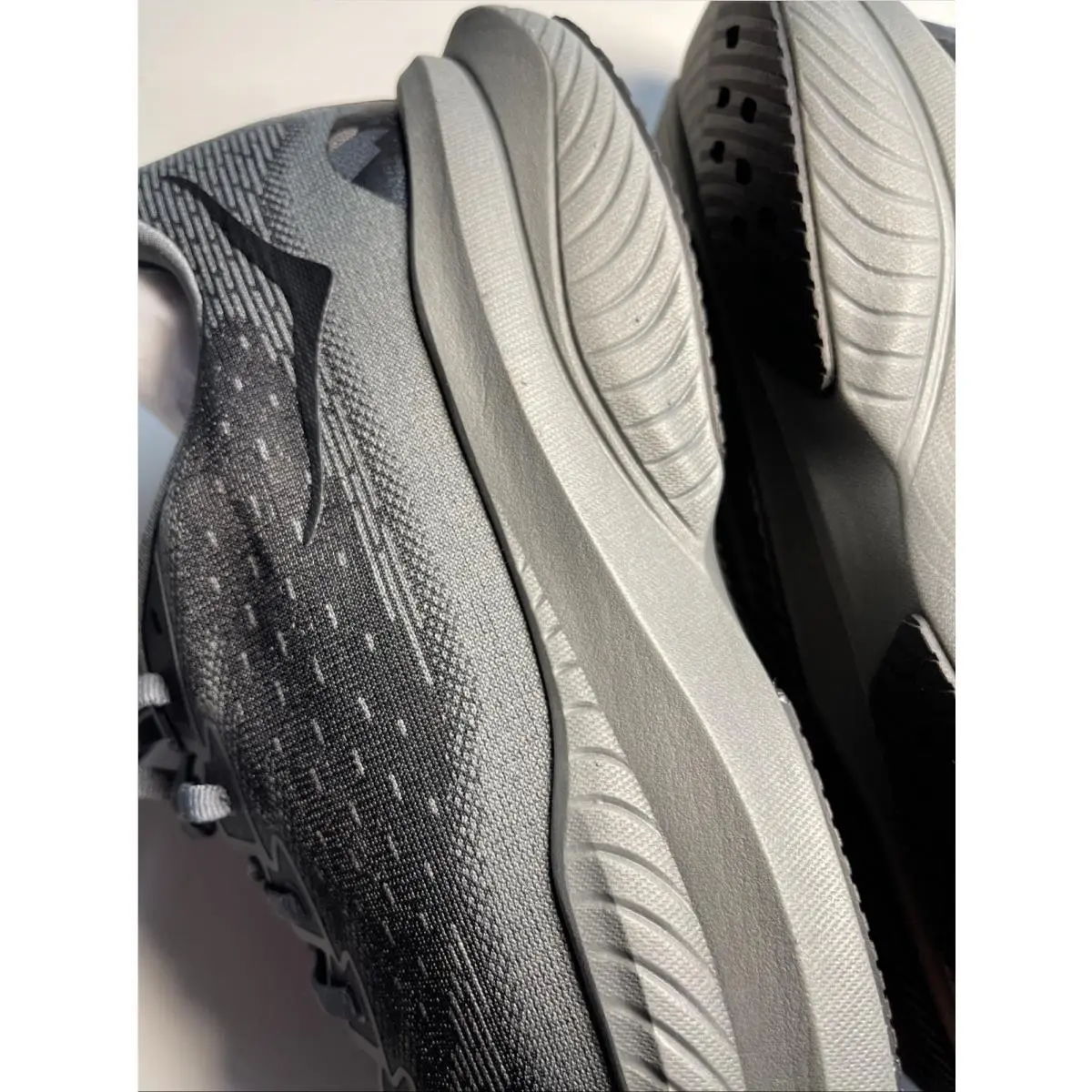 Hoka shoes - Hoka One One Mach 6 - Black 9