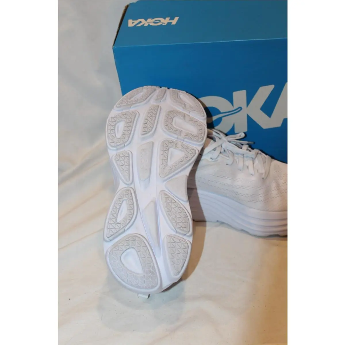 Hoka shoes - Hoka One One Bondi - One One Bondi - White 5