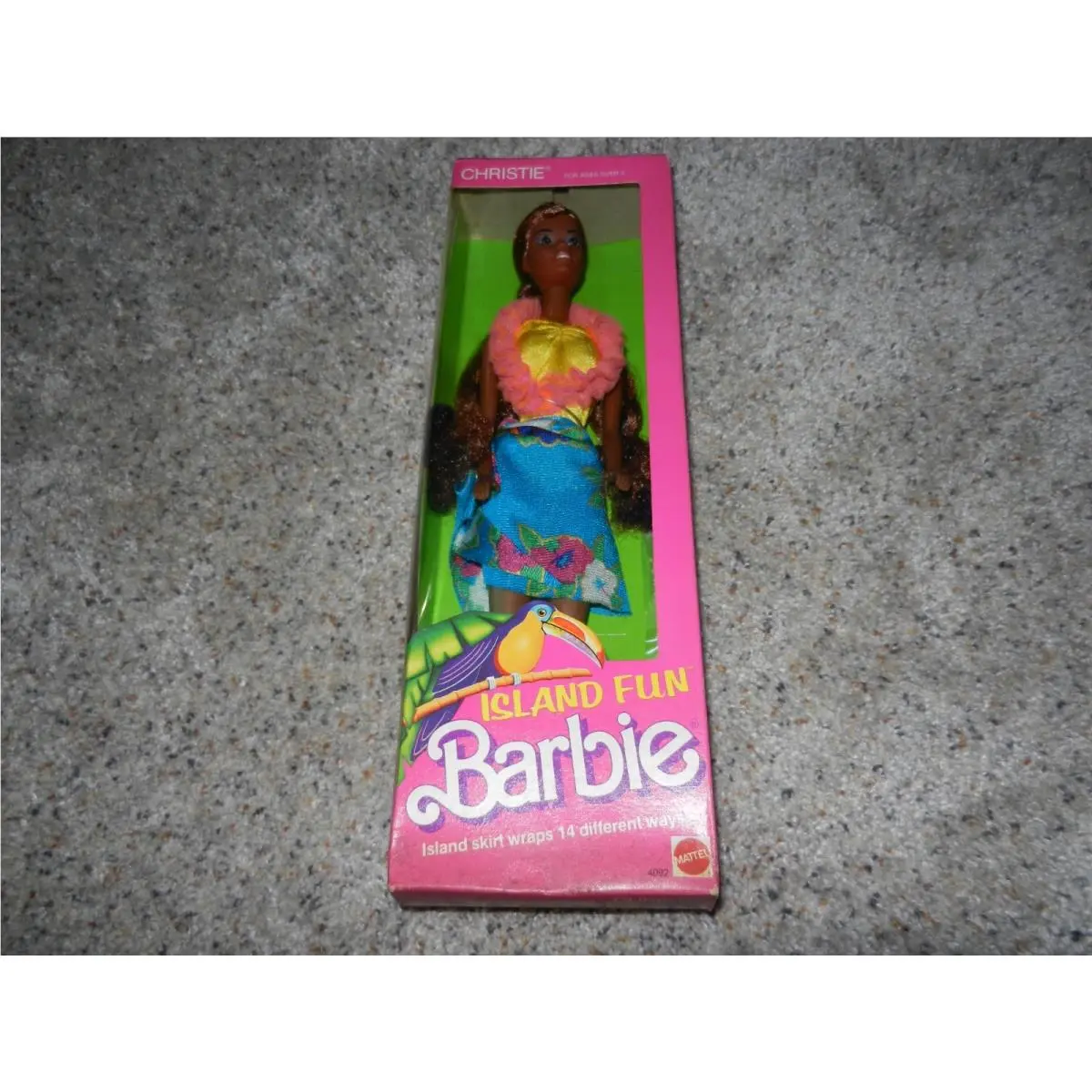 1987 Island Fun Barbie Friend Christie Nrfb 4092