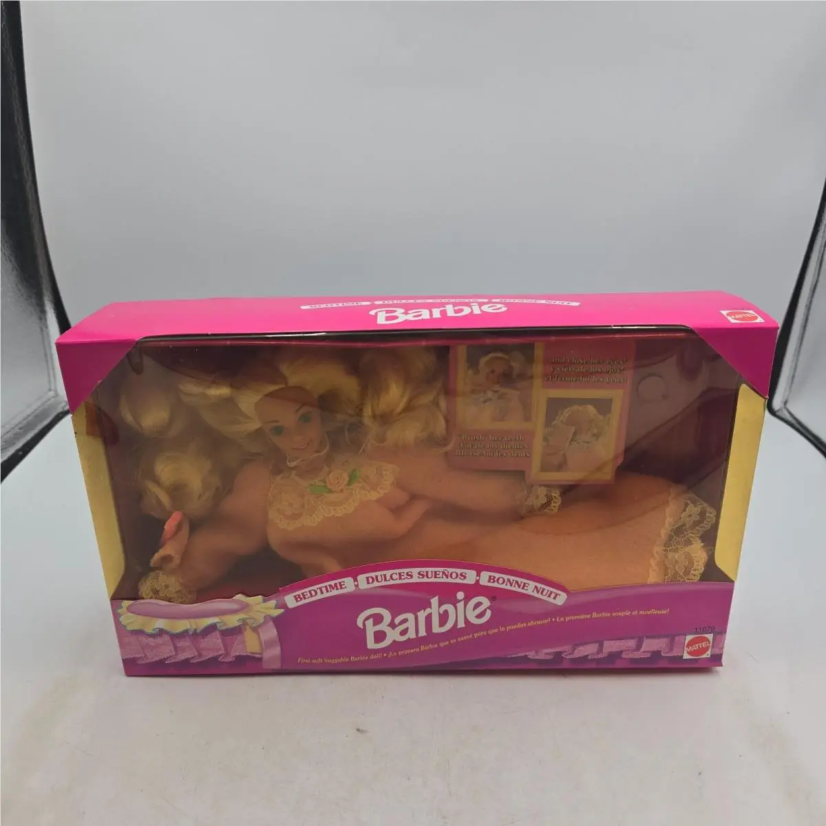 Bedtime Barbie Doll Figure Blonde Soft Body Toy 1993 Mattel Vintage 11079