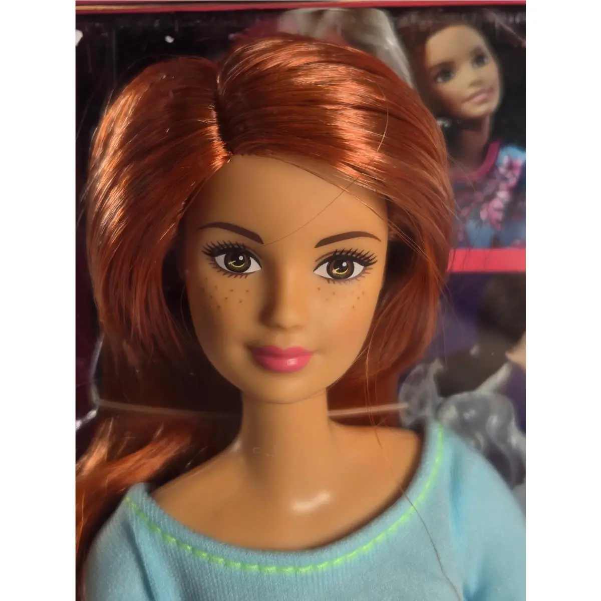 N407 Nrfb Barbie Made TO Move Light Blue Top Auburn Freckles Doll DPP74