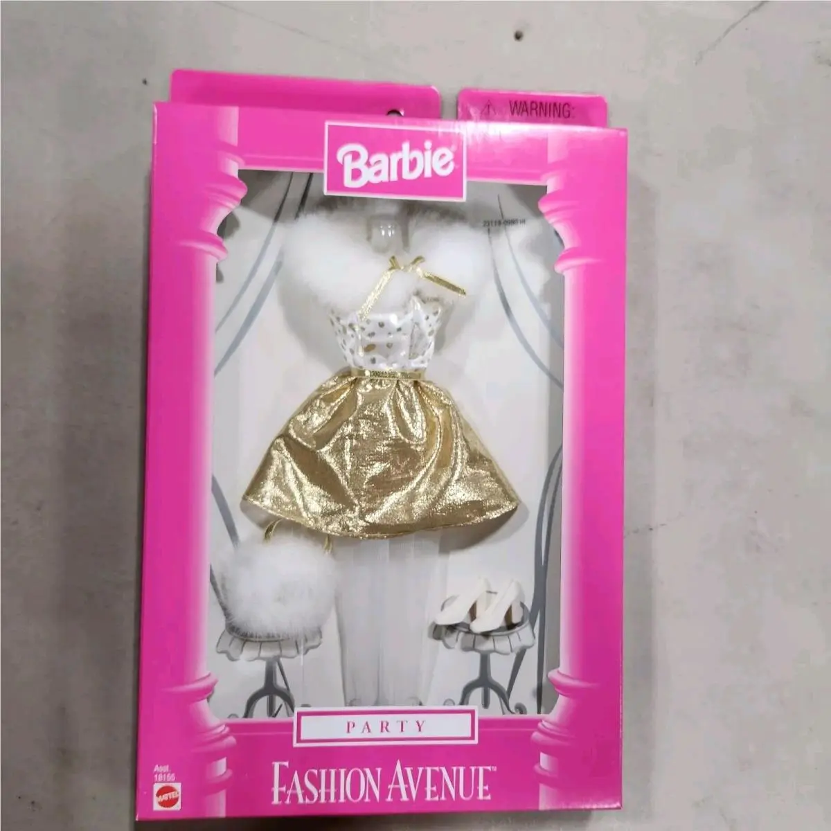 Barbie Fashion Avenue Party 1996 Mattel Gold and White Set A21