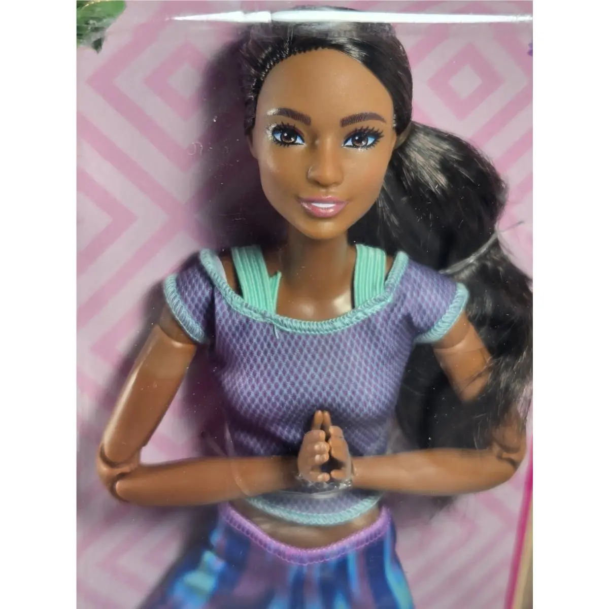 N406 Nrfb Barbie Made TO Move Purple Blue Top AA Brunette June Yoga Doll GFX06