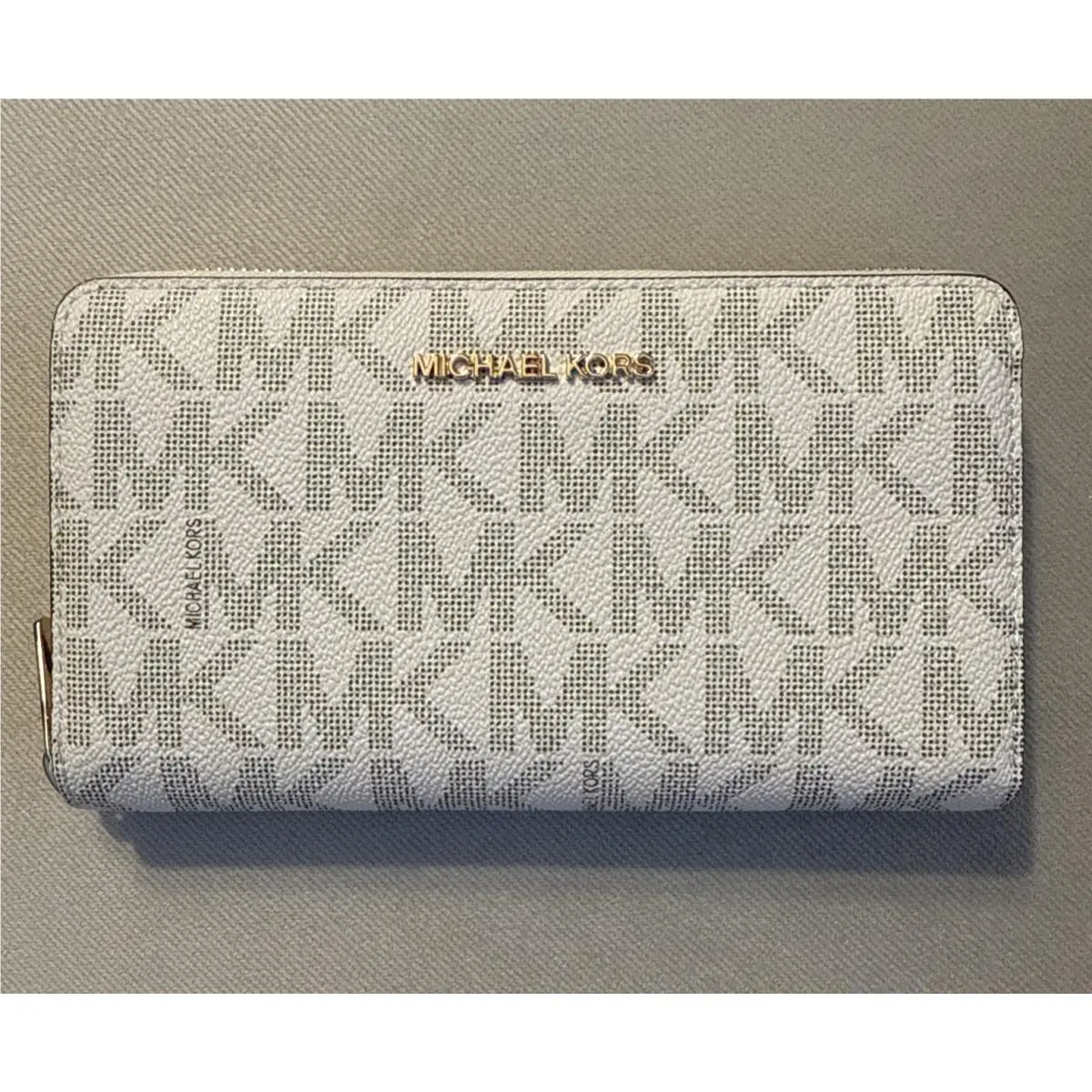 Michael Kors Jet Set Medium Wallet NWT$98
