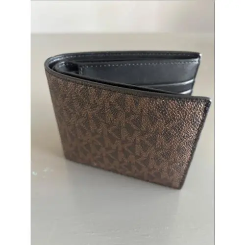 Michael Kors Billfold Wallet