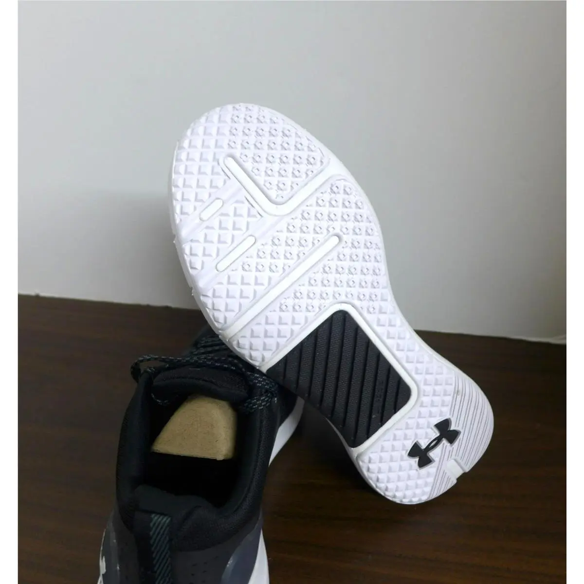 Under Armour shoes - Hovr Rise - Hovr Rise - 3022208-002 - Black/White 7