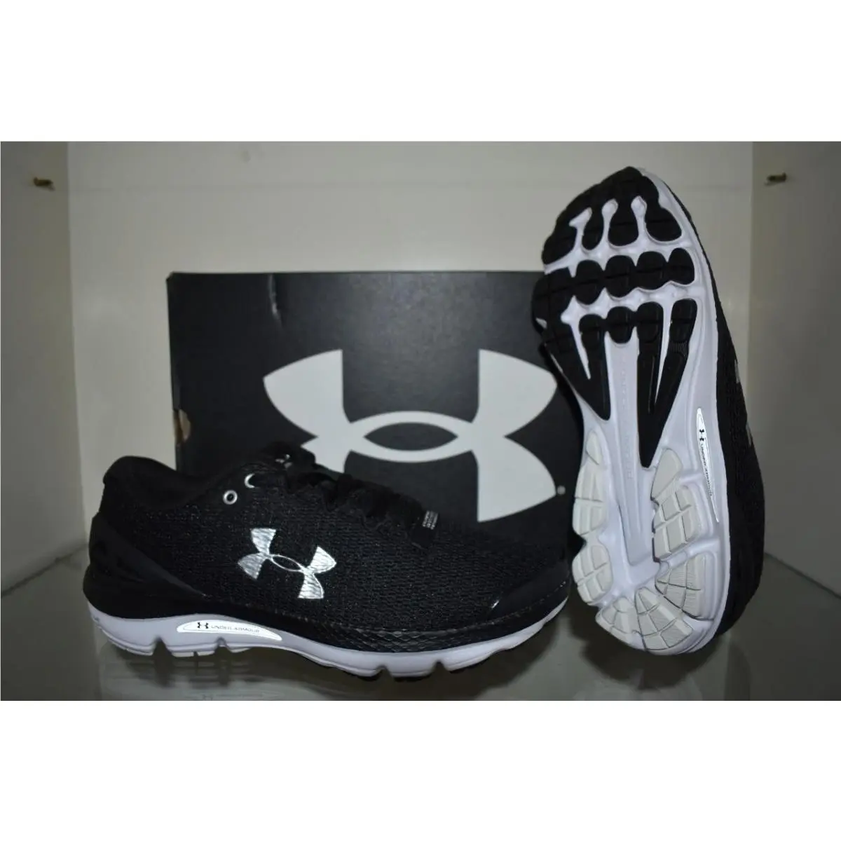 Under Armour Men`s UA Charged Gemini Running Shoes 3026501 001 Black/white