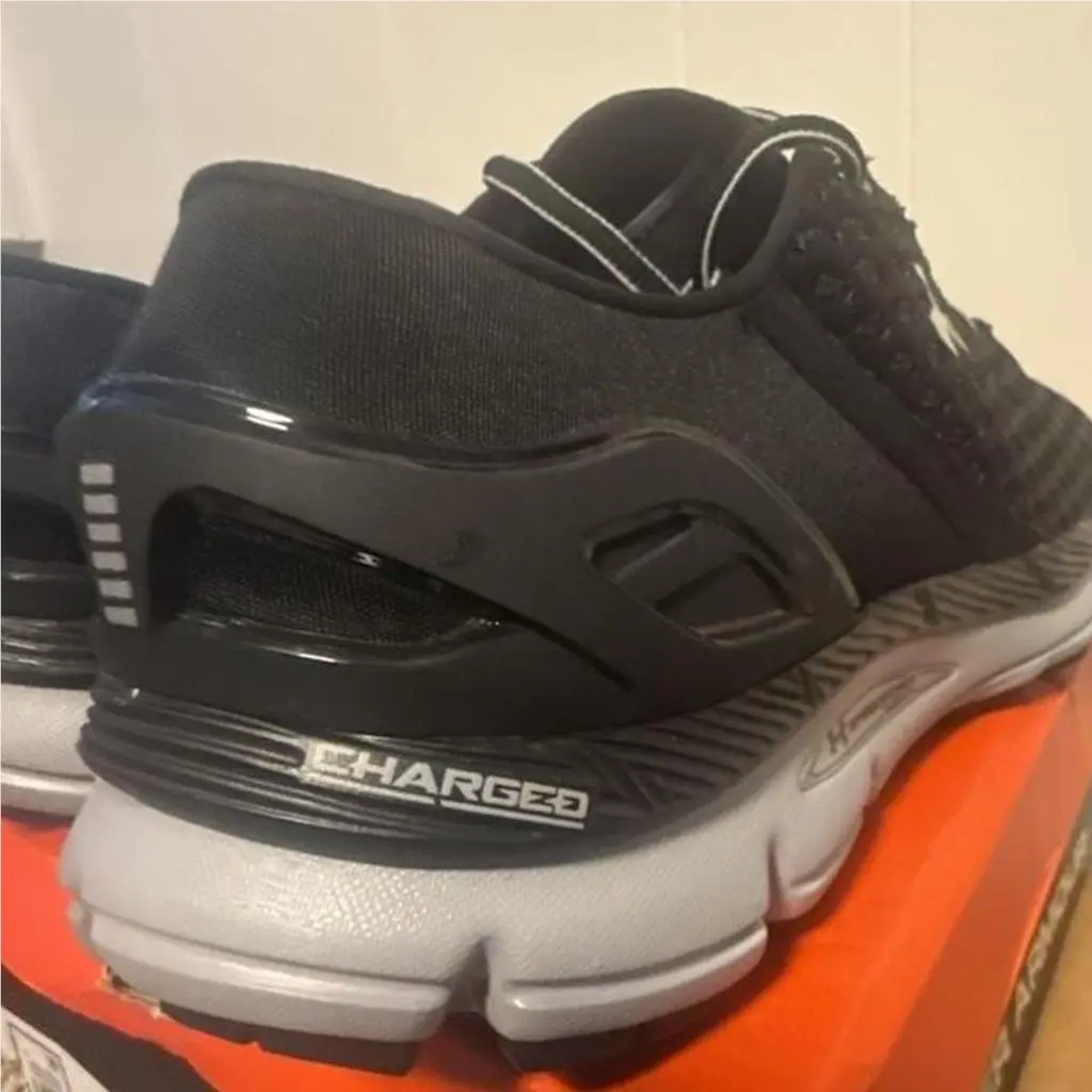 Under Armour shoes - SpeedForm Gemini - SpeedForm Gemini - 3026770-001 - Black 4