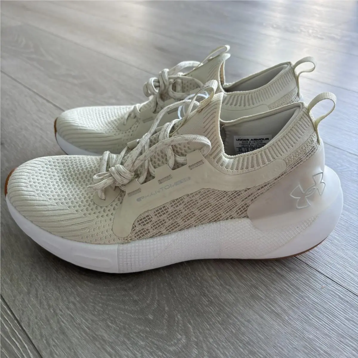 Under Armour Womens Ivory Hovr Phantom 3 SE Running Outdoor Sneakers Sz 8.5