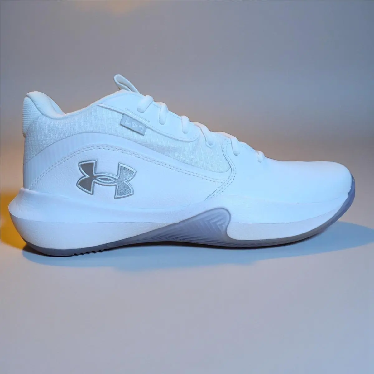 Under Armour Men Lockdown 7 3028512-103 White Synthetic Lace-up US Size 10.5