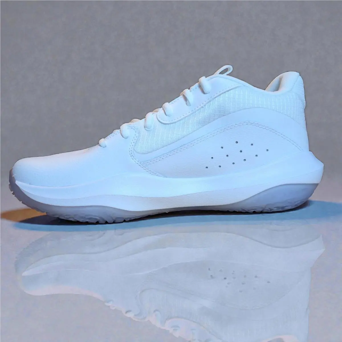 Under Armour shoes - Under Armour Lockdown 7 - Lockdown - 3028512-103 - White 0