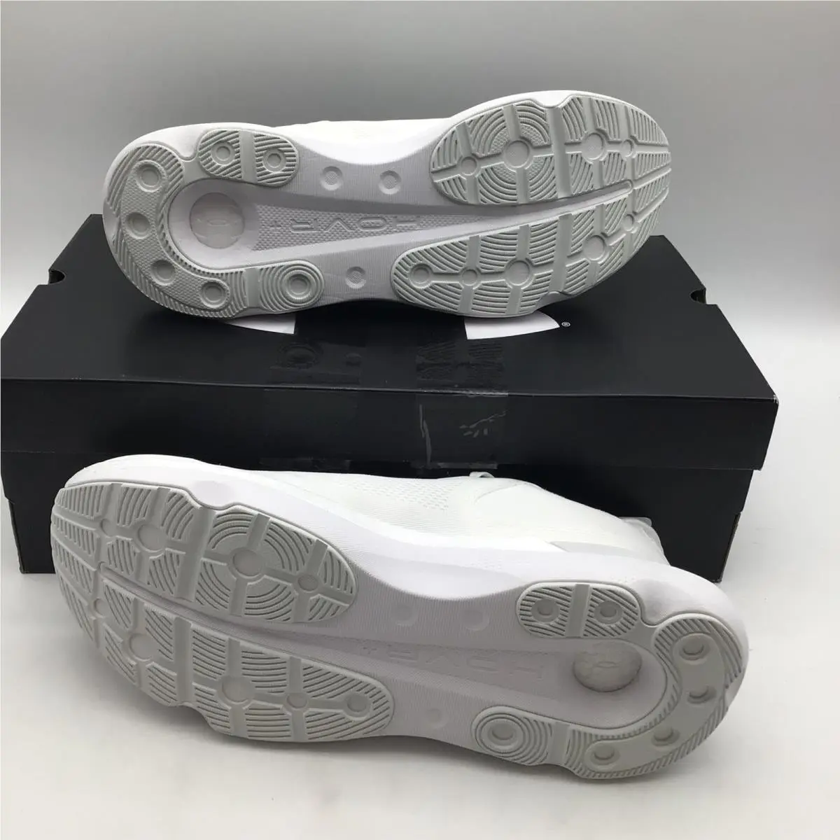 Under Armour shoes - UA Infinite Pro 2 - Infinite Pro - White 3