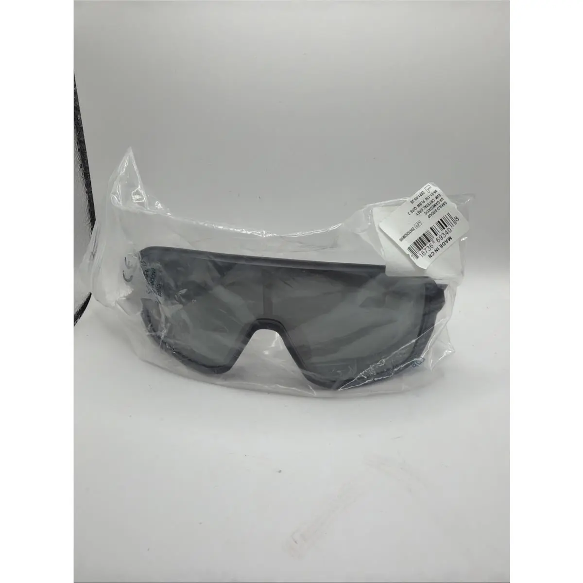 UA Gameday Mirror Unisex Sunglasses Under Armour Sports Sunglasses Matte Gray