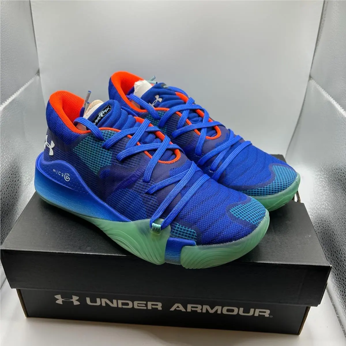 Under Armour Anatomix Spawn Low Blue Glow Size 4.5 Sneakers Basketball Shoes