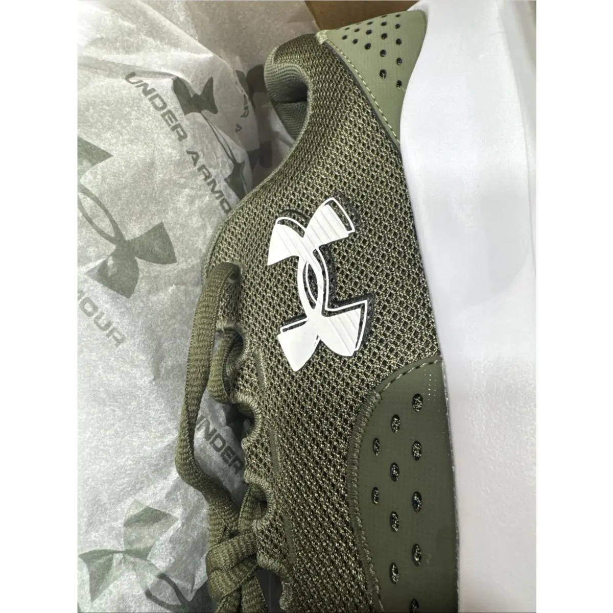Under Armour shoes - Under Armour Surge - Surge - 3028249 - Green 2