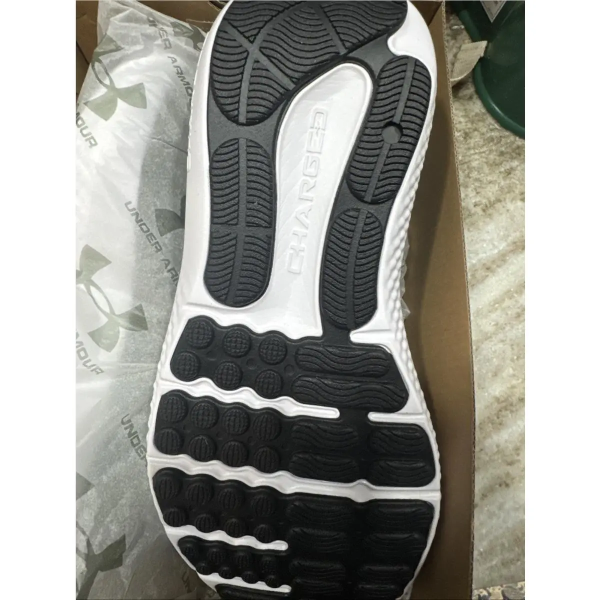 Under Armour shoes - Under Armour Surge - Surge - 3028249 - Green 3